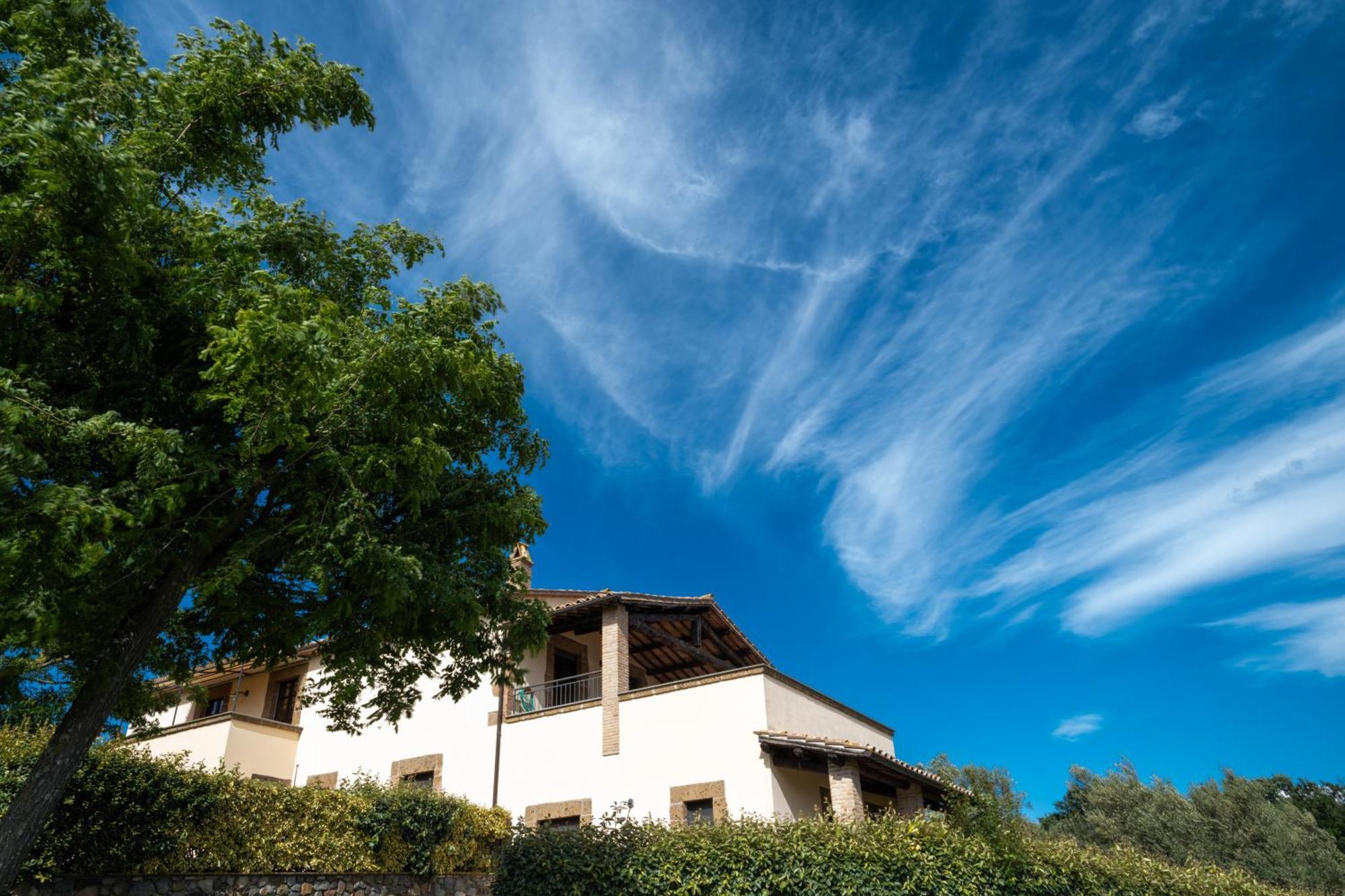 Agri Relais Il Poderaccio Di Больсена Экстерьер фото